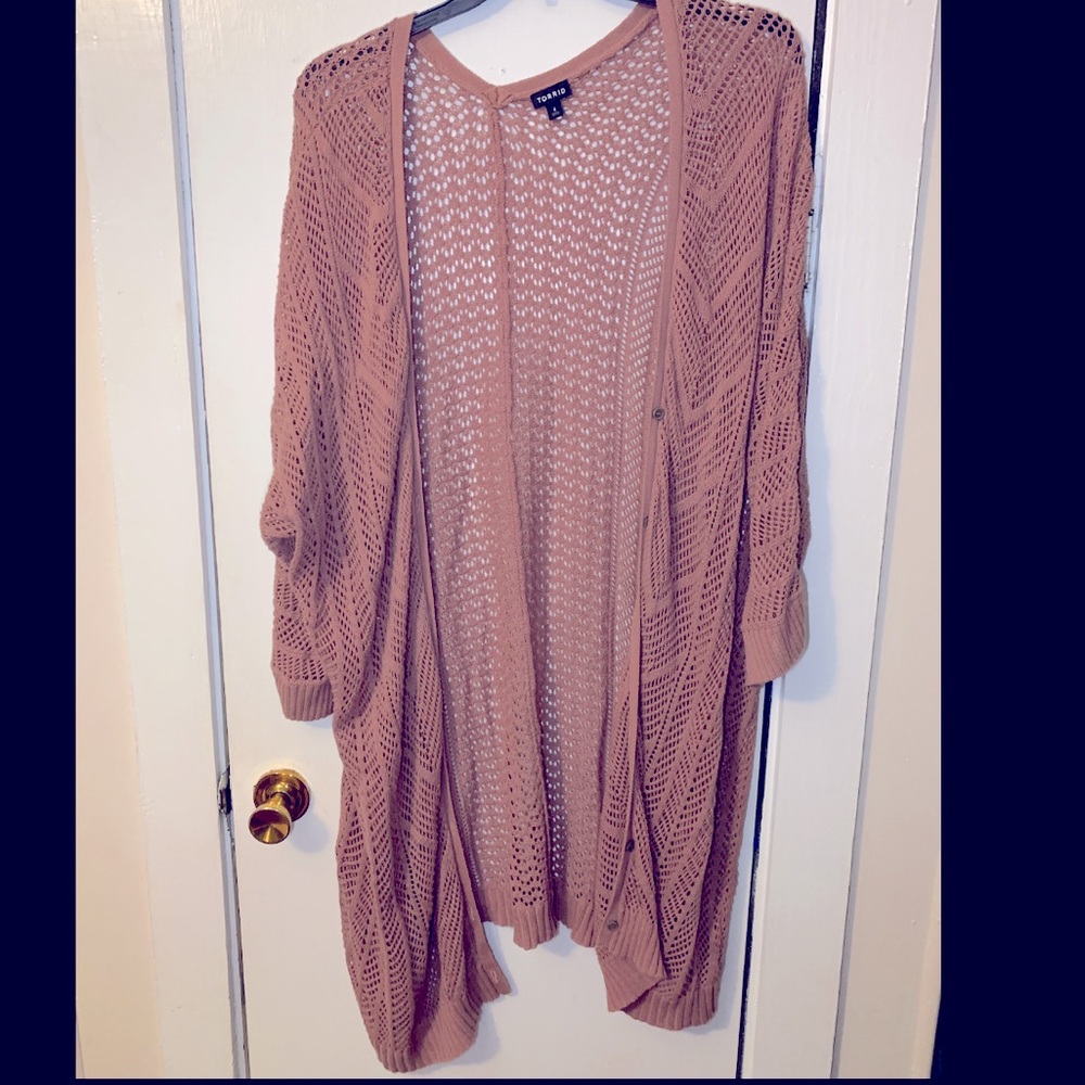 Torrid Cardigan. 3/4 sleeve. Plus size 4.